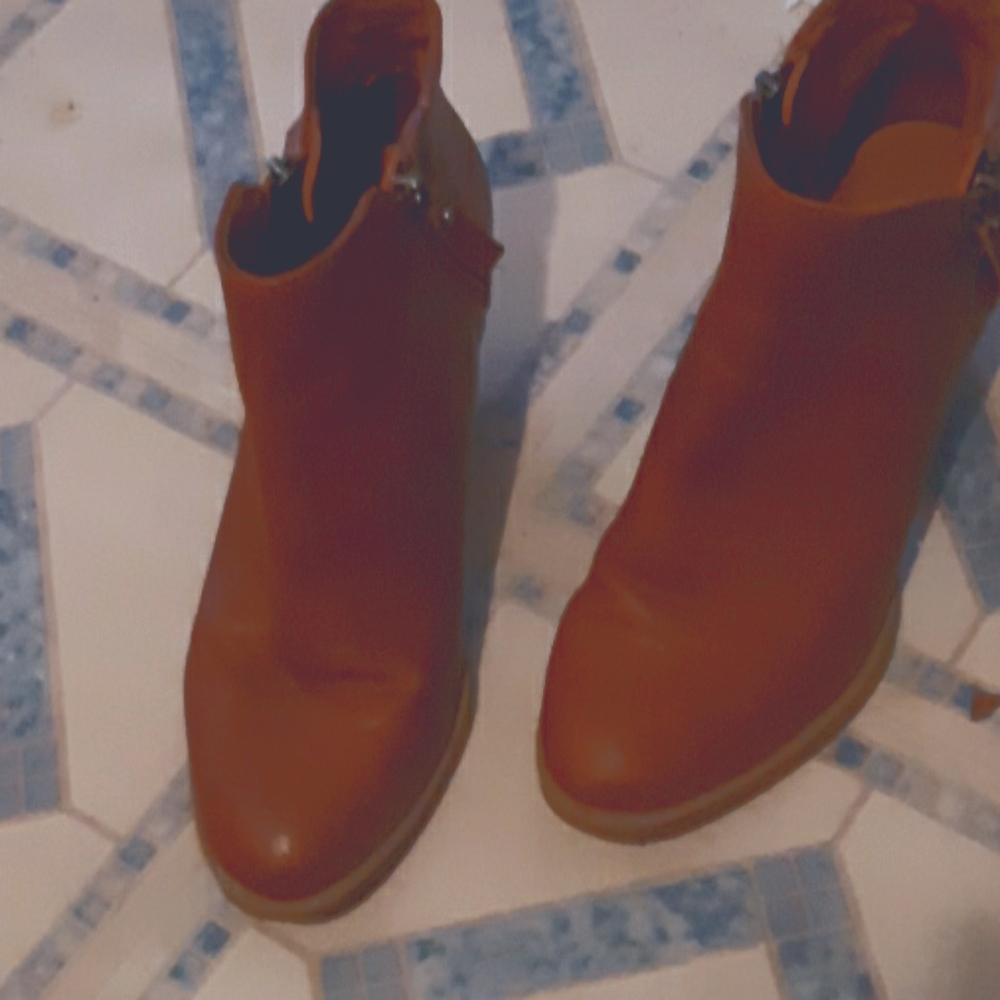 Ankle boot